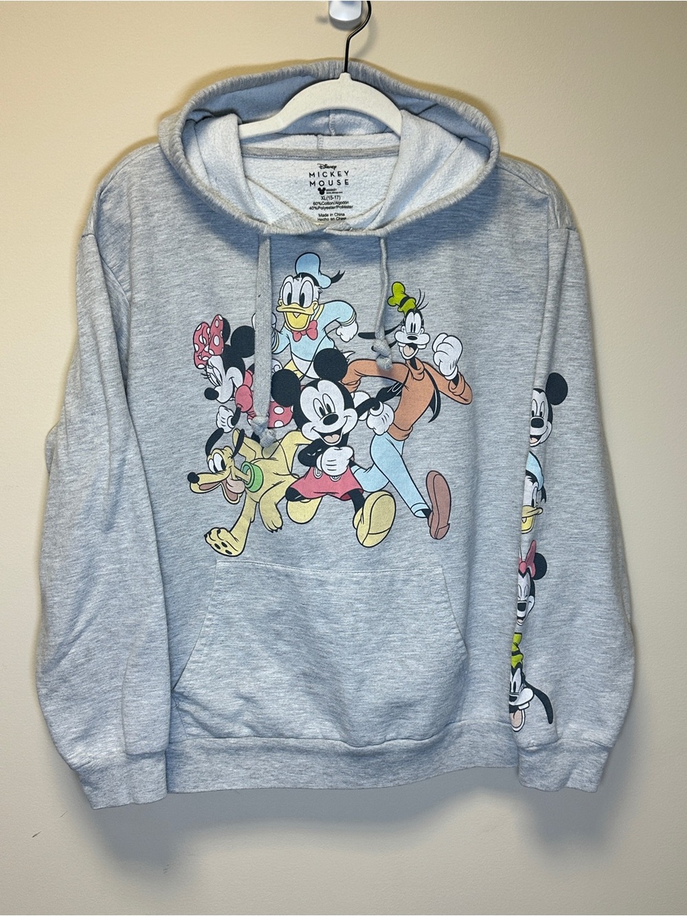 Disney Youth XL 15-17 Light Gray Crewneck Hoodie with Mickey & Friends Graphic